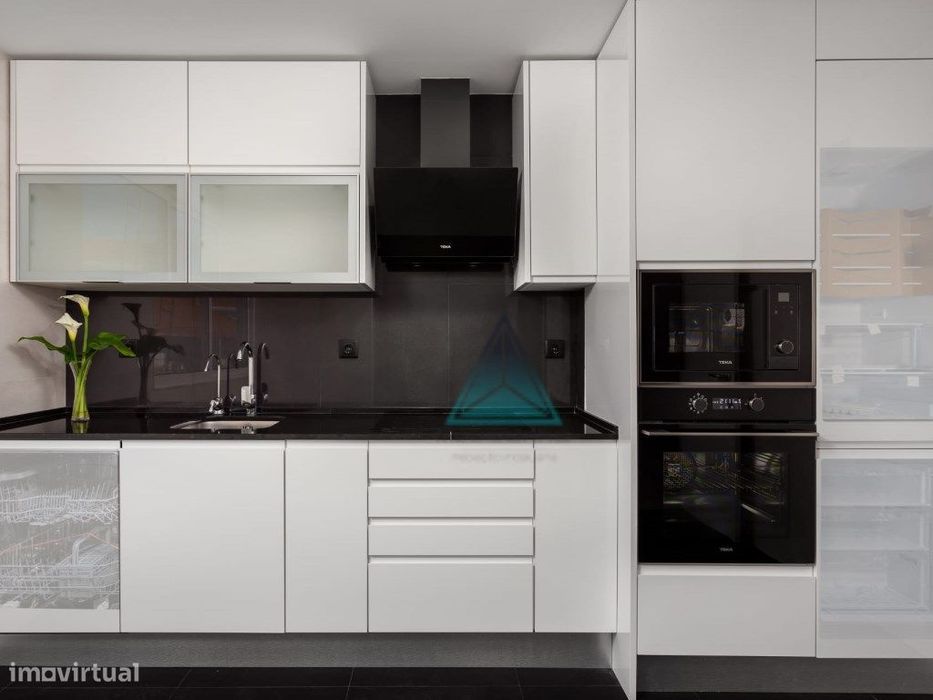 ARRENDAMENTO - Excelente Apartamento no centro de Almada