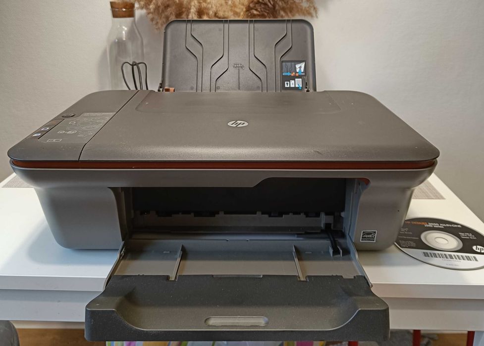 HP DeskJet 2050A принтер сканер копір