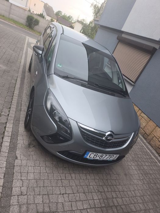 Opel Zafira C 1.4 turbo model 2012 5osobowe