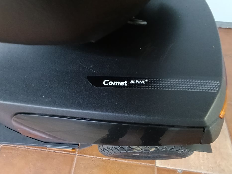Scooter elétrica Invacare Comet Alpine