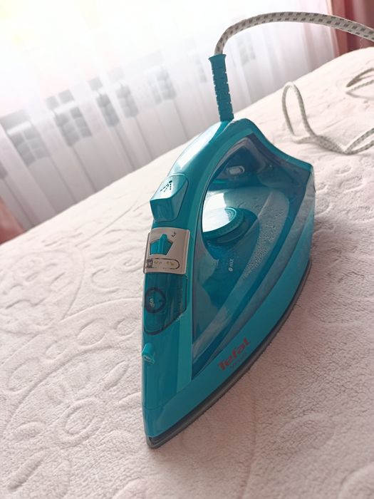Парова праска Tefal Virtuo 2000 Вт в оригінальній коробці