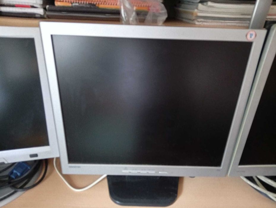 Monitor de computador usado – bom estado