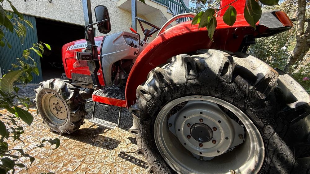 Trator Massey Fergunson 40cv