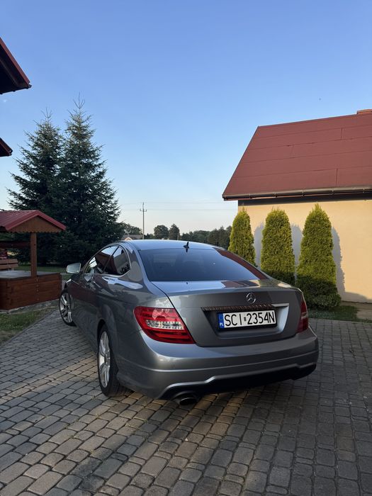 Mercedes-benz AMG C-klasa w204 2012