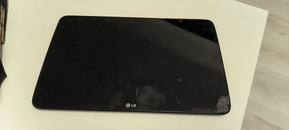 LG v700 планшет  на запчастини