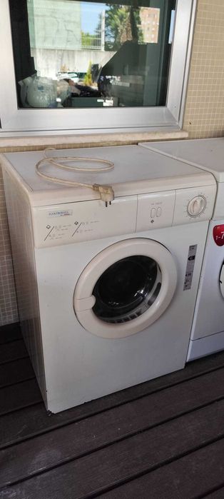 Maquina de Secar roupa ELEKTROHAUS