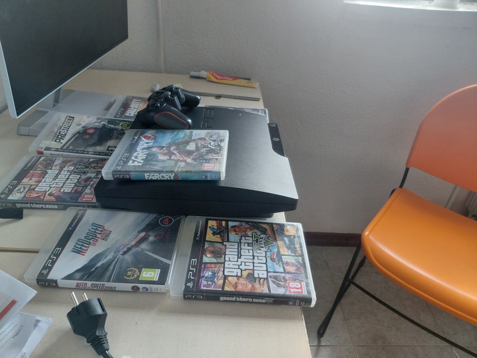 Ps3  slim com vários  jogos