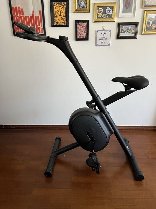 Bicicleta estática dobrável
