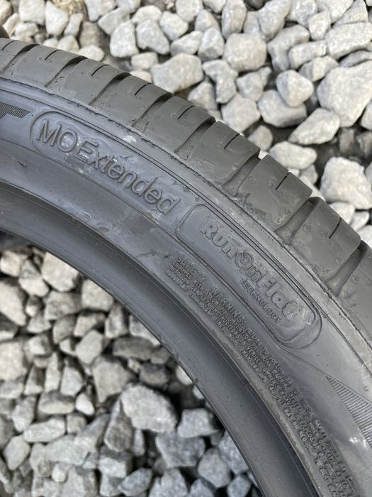 Продам пару всесезонних шин Good Year Eagle Sport 285/40 R20