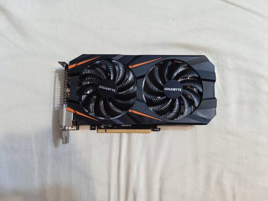 Відеокарта gtx 1060 gigabyte 3gb