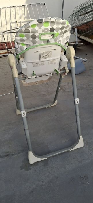 Cadeirinha de alimentação