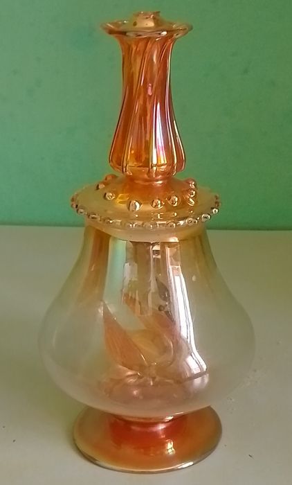 Графин с лебедем