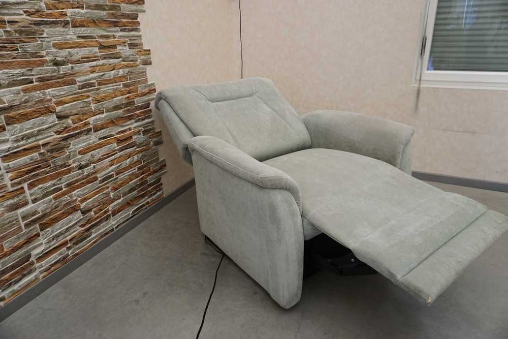 fotel geriatryczny elektryczny duży xxl materiał szer. 100 cm  (w-892)