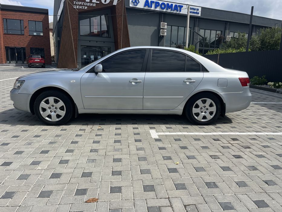 Hyundai Sonata 2.0