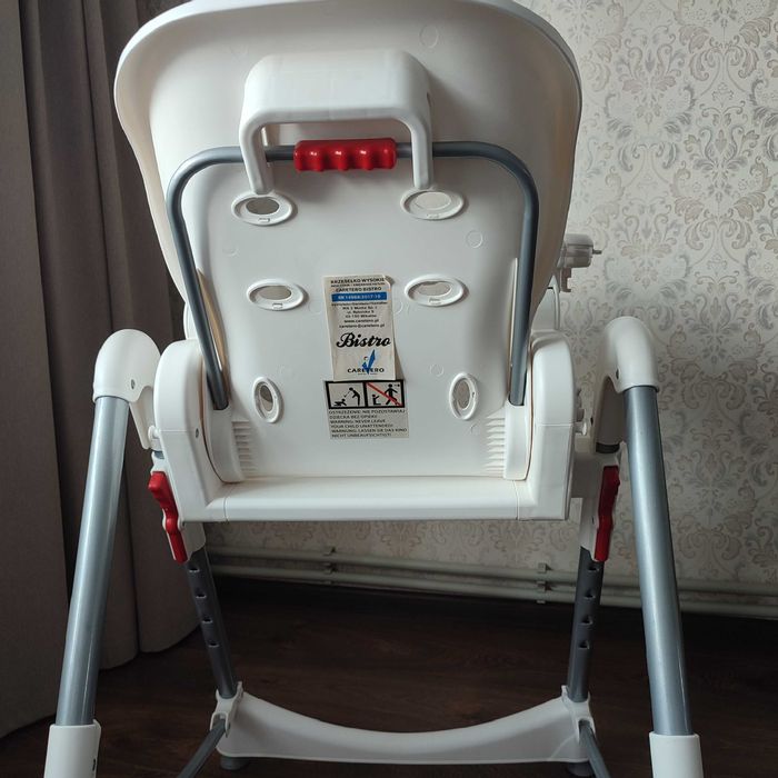 Стільчик для годування Caretero Bistro Grey