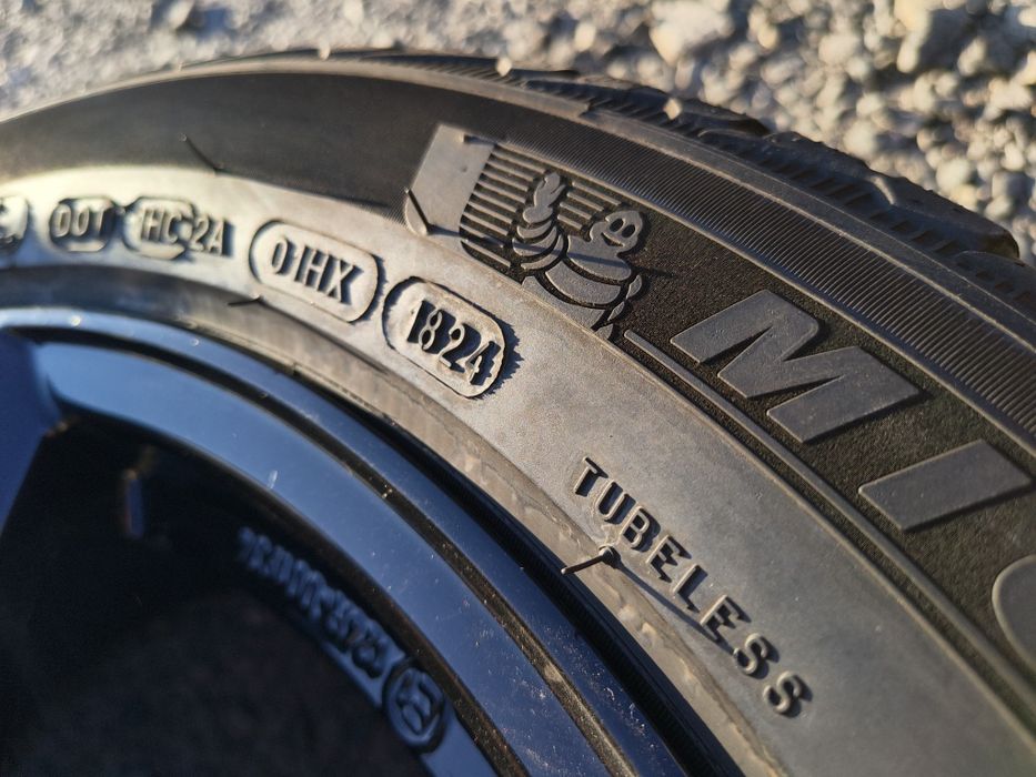Koła zimowe Mercedes CLA 5x112 R17 A 177 B C Klasa Michelin 205/ 55 R17