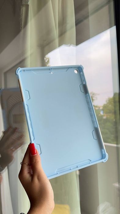 Etui na iPad 10.2 2019/2020/2021