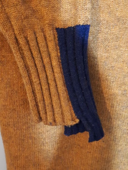 Asymetryczny pomarańczowo-granatowy sweter roz. L