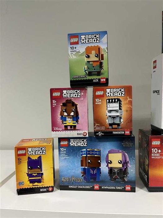 BrickHeadz Lego Batgirl, Captain Armando Salazar, Frankenstein