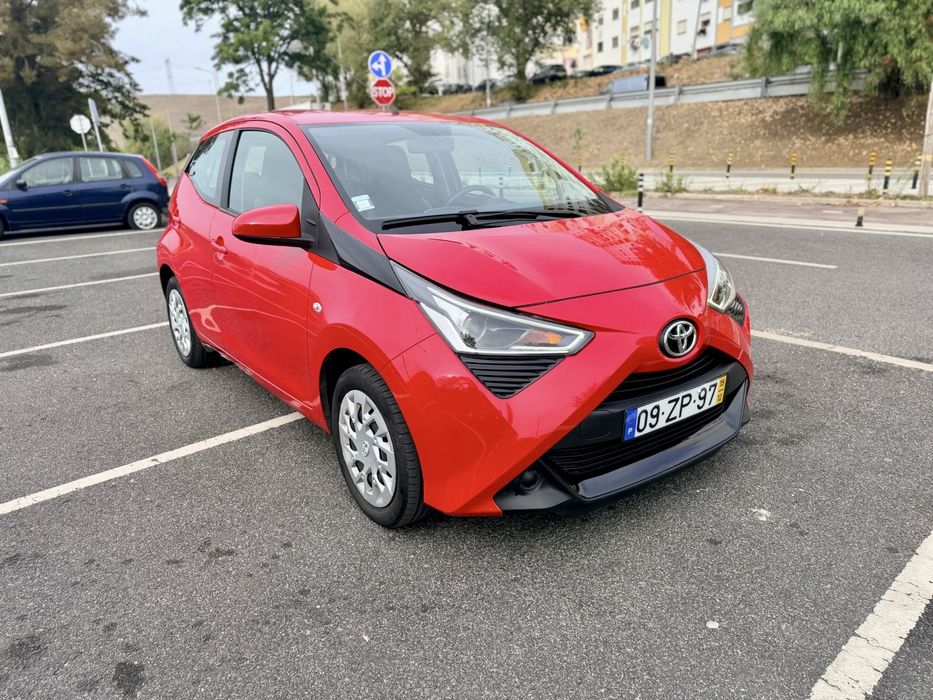 Toyota Aygo 1.0 Gasolina 2019