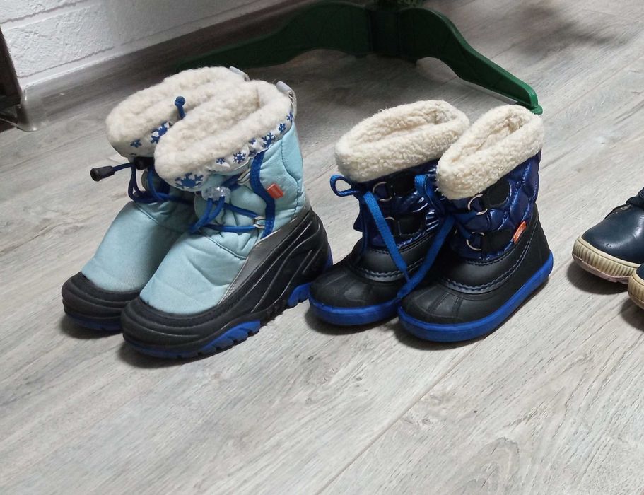 Р. 22, 23, 26, 27 Сапоги чоботи черевики тапки демар