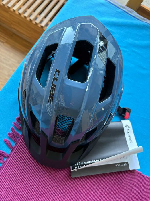 Kask rowerowy CUBE (S)
