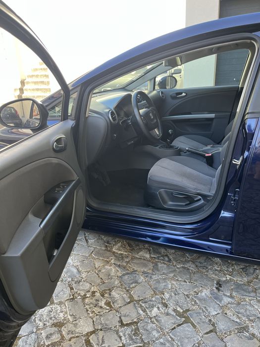 Seat Leon 1.6 TDI 2010 - Bom estado