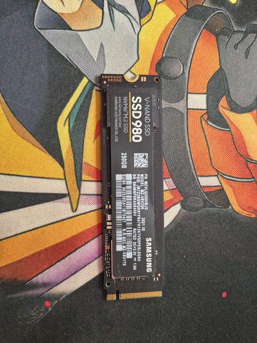 Ssd Samsung 250gb NVMe /2.5