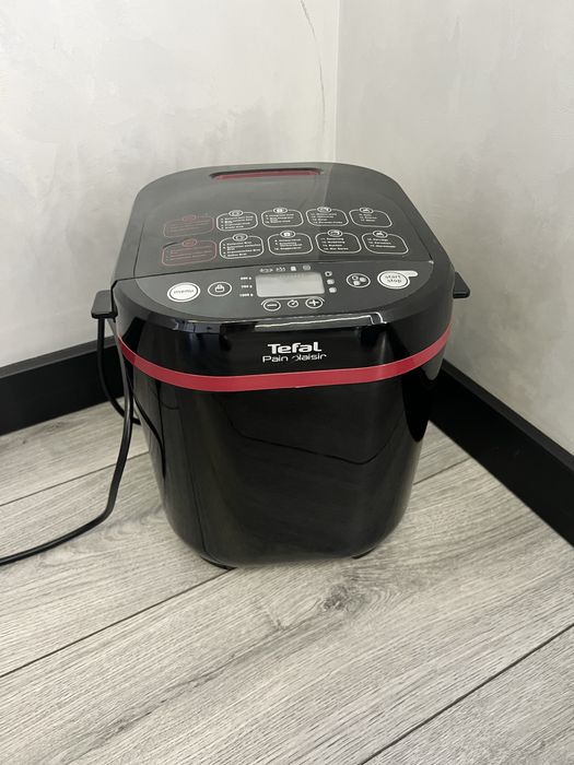 Хлібопечка Tefall