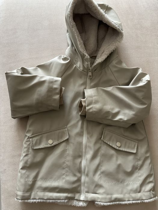 Куртка zara 104 см