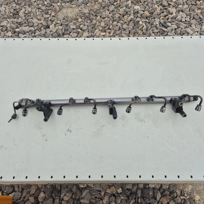 Listwa Paliwowa Renault gama T