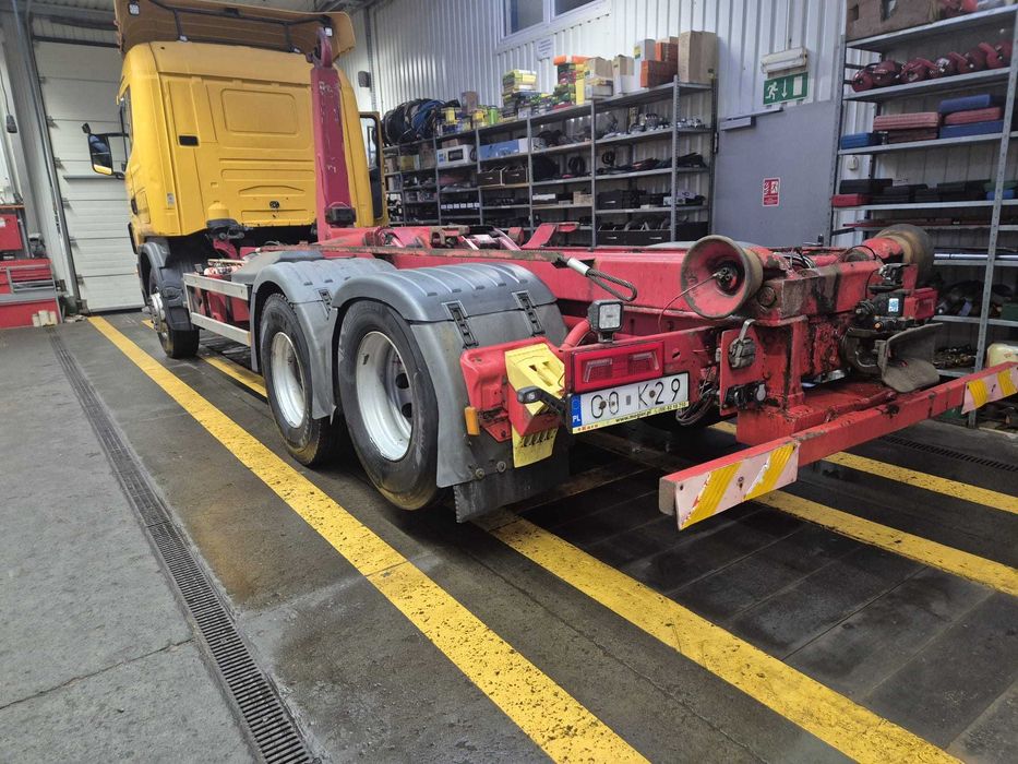 Samochód ciężarowy Scania R 124