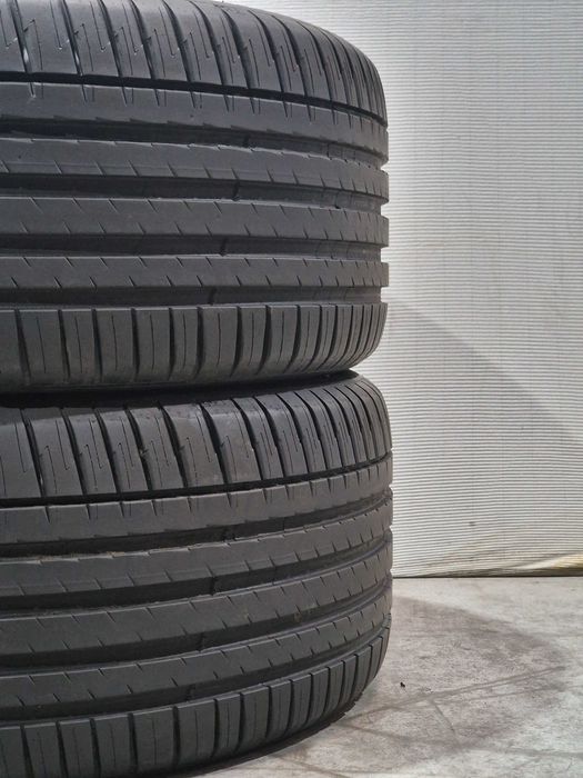 2 Pneus 275/40R21 MICHELIN Semi Novos