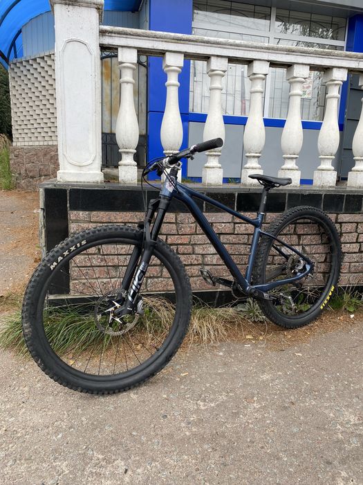 ( ДЕРЕБАН) Giant fashom 1 2022 рік