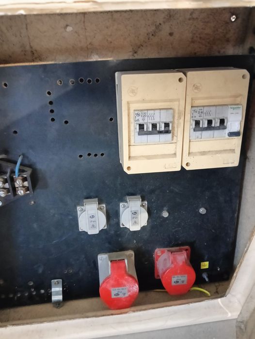 Skrzynka elektryczna Erbetka
