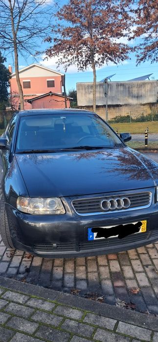 Audi A3 Sportback 1.6 gasolina em muito bom estado