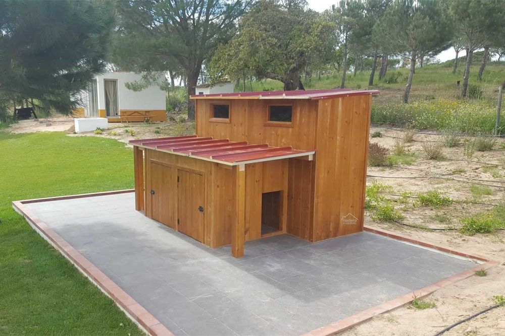 abrigos para animais / canil - Madeira&Conforto - anm.12