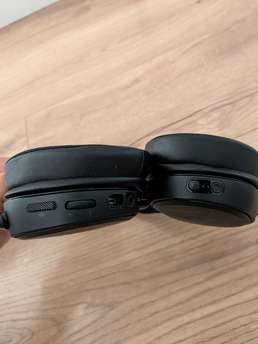 SteelSeries Arctis Pro Wireless headset