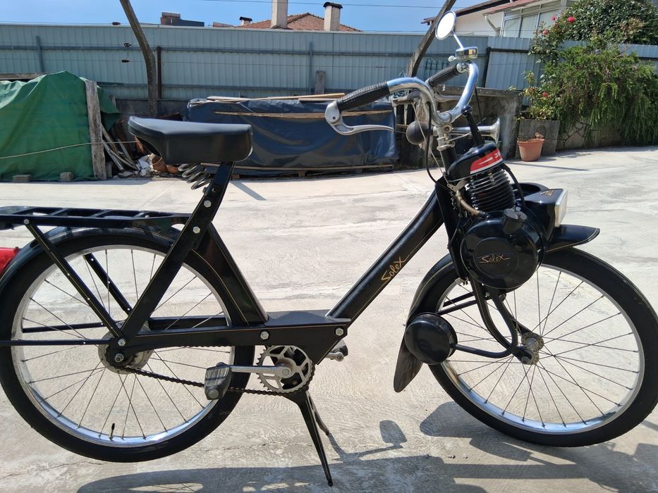 Bicicleta Solex 3800 com motor auxiliar