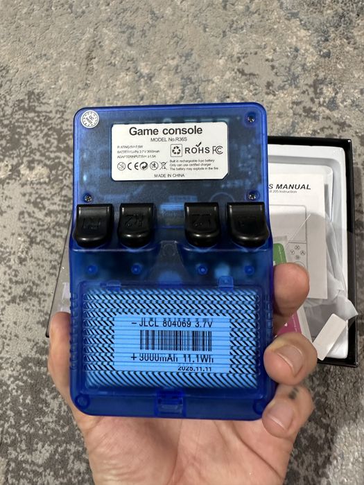 Nowa konsola do gier retro R36S Linux 128 GB Nintendo PSX PSP Gameboy