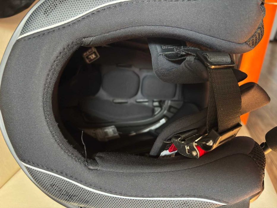 Kask Scorpion Exo-Tech Evo Carbon + Cardo freecom 2