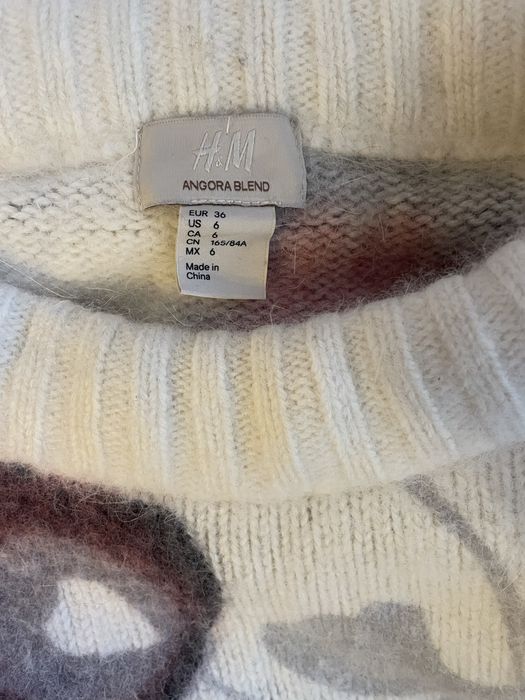 Sweterek z Angorki