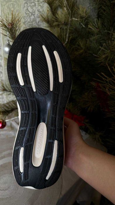 Оригинальные кроссовки Adidas