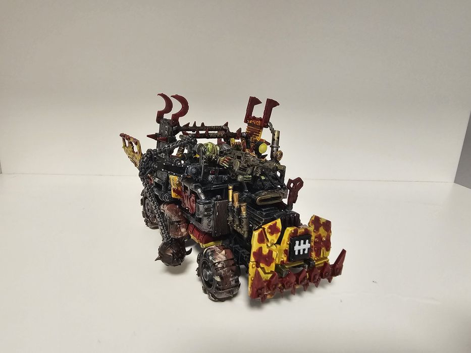 Ork Trukk Warhamer 40k (całkowicie pomalowany)