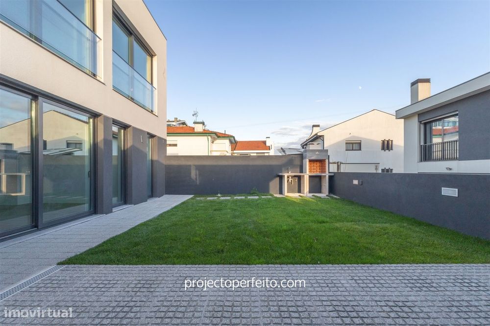 Moradia T4 Venda em Serzedo e Perosinho,Vila Nova de Gaia