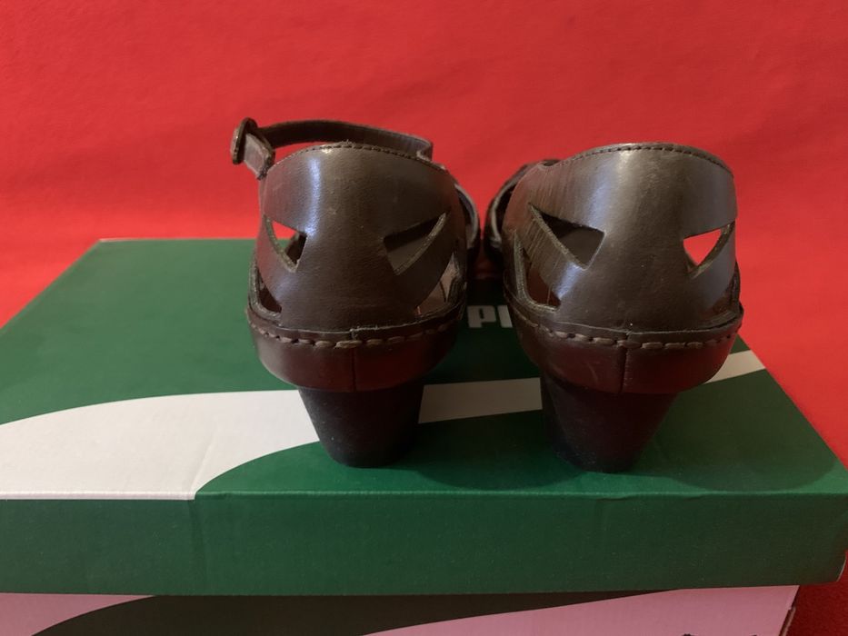 Женские,кожаные сандали Clarks