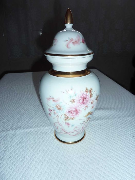 Pote/urna decorativa de Porcelanas VR – Alcobaça