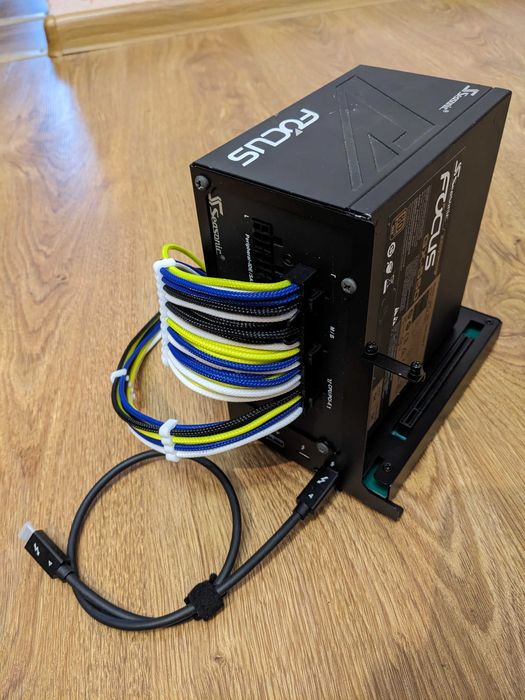 EGPU,внешняя,зовнішня відеокарта,thunderbolt 3,4: 5 000 грн ...