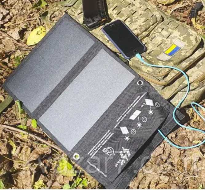 Портативний сонячний зарядний пристрій GP-12PM