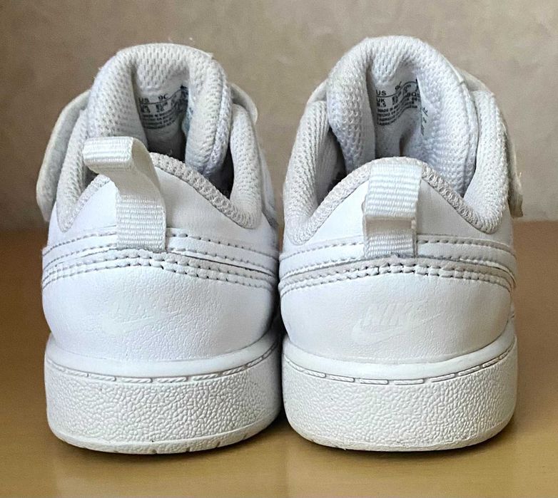 Білі NIKE 26(26,5)р шкіряні кросівки класні кросовки